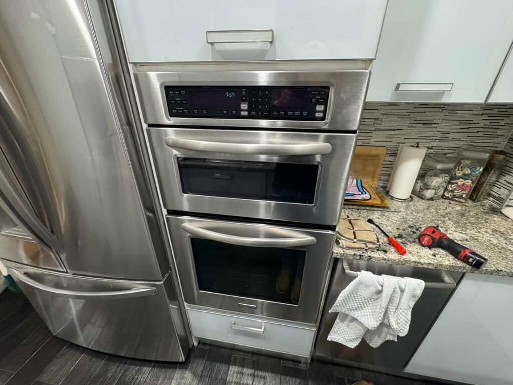 Double wall oven repair in Denver