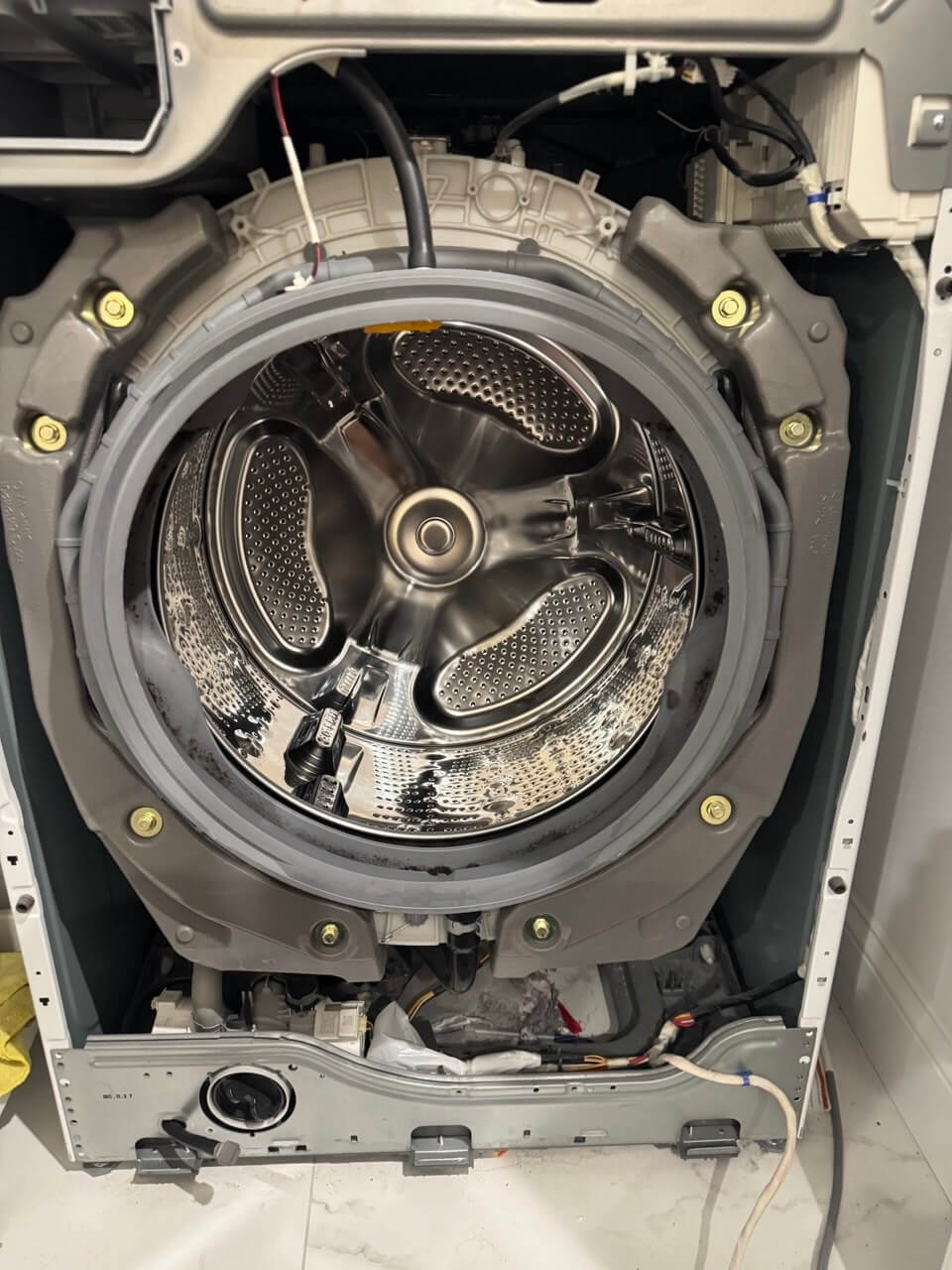 Front-load washer drum repair in Denver